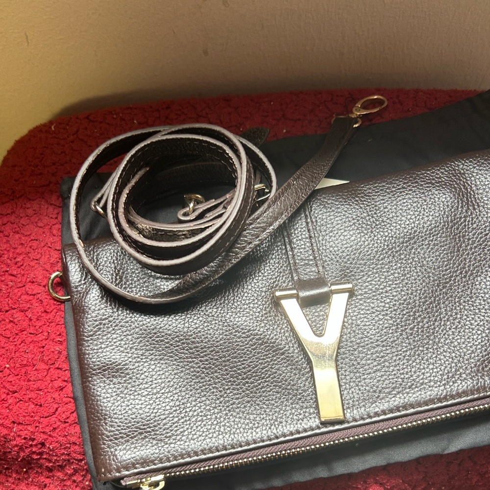 Elegant Brown Leather Bag